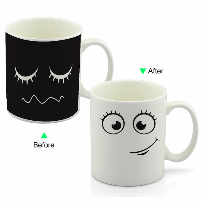 CC8095W-046WF Color Change Heat Sensitive Funny Mug 11oz Ceramic White Coffee Mug Novelty WAKEUP Design Mug